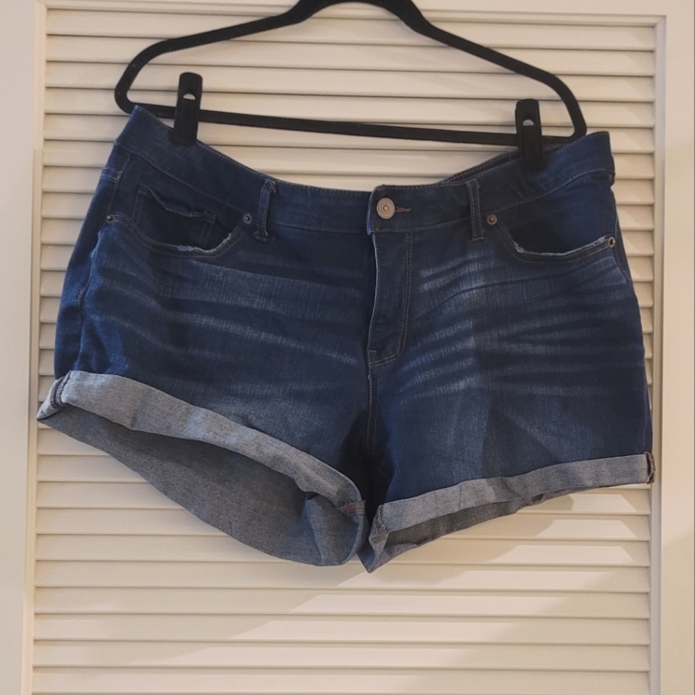 Time and Tru - (Plus-Size) Distressed Denim Shorts With Front & Back Pockets